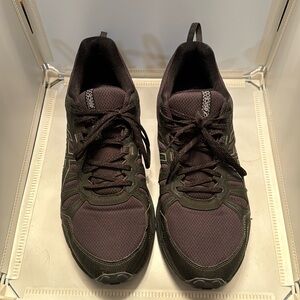 Lightly used, ASICS mens tennis shoes, black, size 13